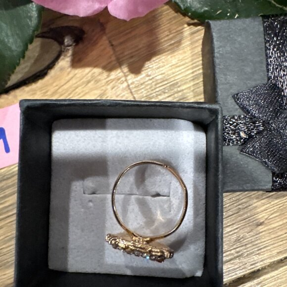 Adorable Hello Kitty Cat Kitten Silvertone Costume Adjustable Ring NEW w Box A9 - Picture 5 of 6